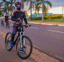 Prática de Ciclismo em tempo de pandemia - Canon EOS REBEL T5i - ISO-400