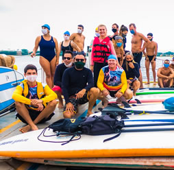 Equipe de Stand up paddle participando da 14º Travessia do Canal de Pereira Barreto - Canon EOS REBEL T5i - ISO-100