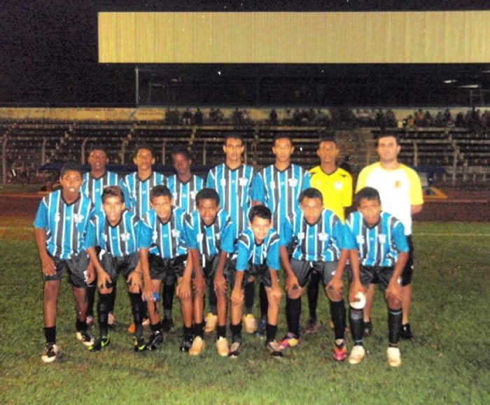 Equipe_de_Futebol_Menor_01