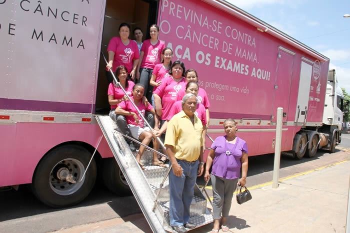 Equipe_composta_de_fncionarios_e_colaboradores_da_UBS-_Celestino_de_Carvalho_do_Jardim_Ip