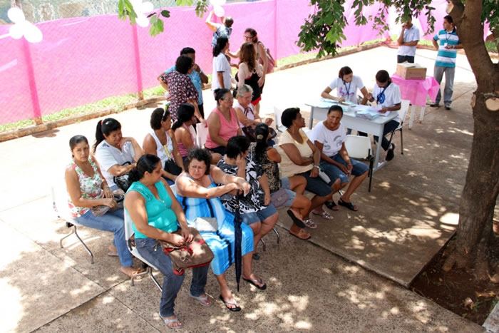 Mulheres_cadastradas_com_idade_entre_40_e_60_anos_aguardando_a_realizalo_dos_exames
