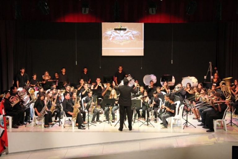 Durante apresentação da Orquestra no Palco da Sala de Teatro Cid Chagas.