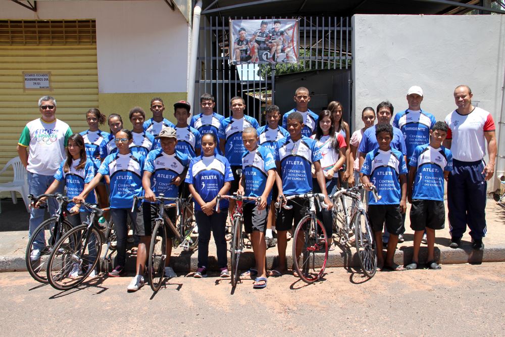 equipe de Ciclismo do Departamento de Esportes da Prefeitura Municipal