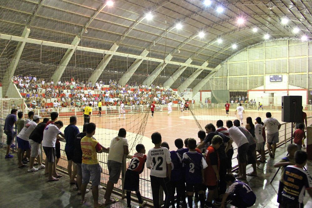 PEBEC/Drogaria Aliança e Sindicato/Prefeitura, as duas melhores equipes do Campeonato Municipal de Futsal Amador de Férias 2013