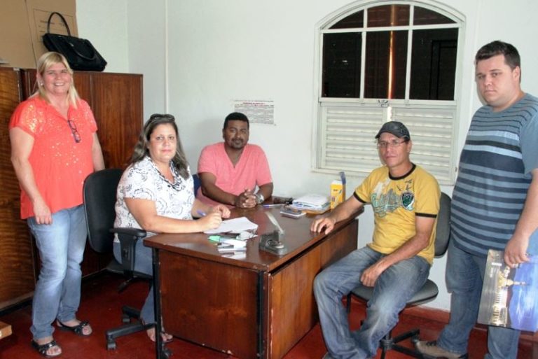 O Balcão de Empregos da Prefeitura da Estância Turística de Pereira Barreto realiza um trabalho de inserção de pessoas no mercado de trabalho