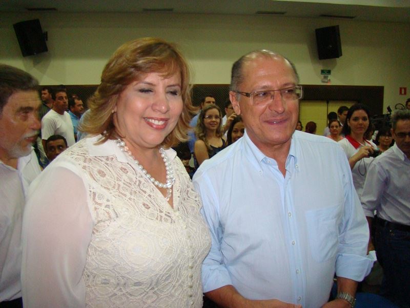 Vice-prefeita e Secretária de Educação, Marialba da Glória G. Carneiro e o Governador Geraldo Alckimin 
