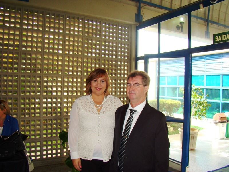 Marialba e o Diretor Técnico da Secretaria do Emprego e Relações do Trabalho Celio Donizeti Kiill
