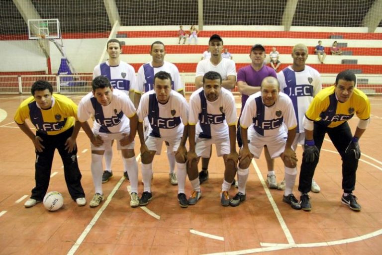 Equipe JOVEC/Lojas Francini