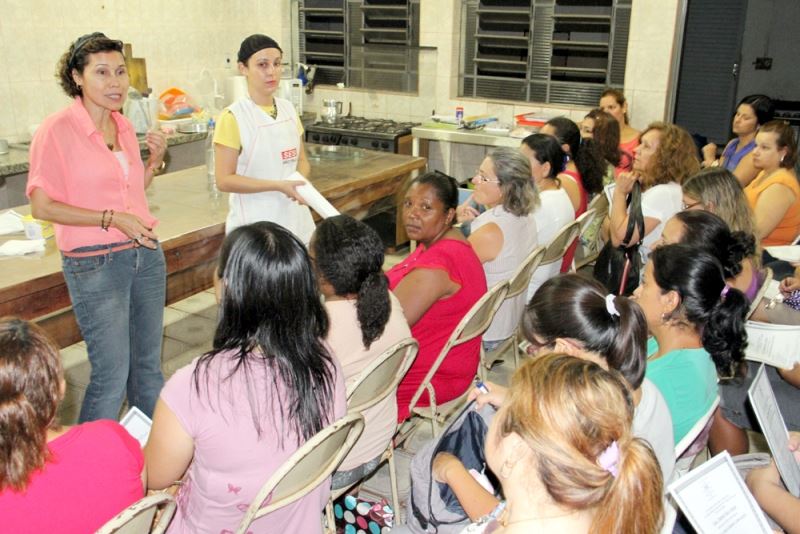O curso de Culinária esta sendo desenvolvido pela Prefeitura Municipal em Parceria com o SESI