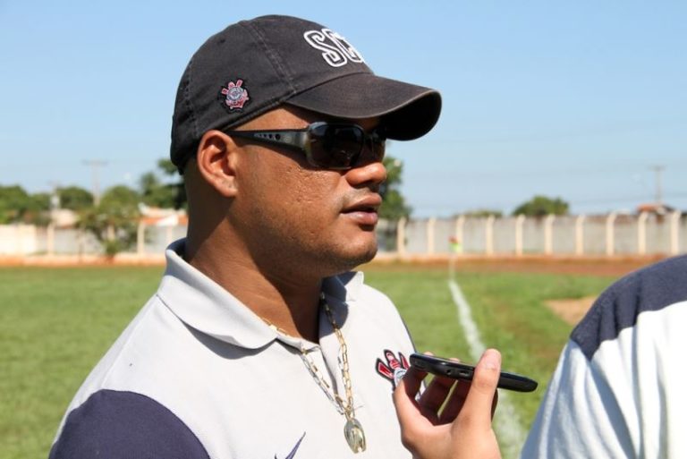 6- Olheiro técnico do Sport Club Corinthians Paulista, Adriano Silva, o Marabá