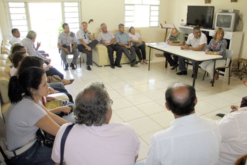 A reunião foi realizada nas dependências da Comunidade Integrada “São Francisco de Assis”