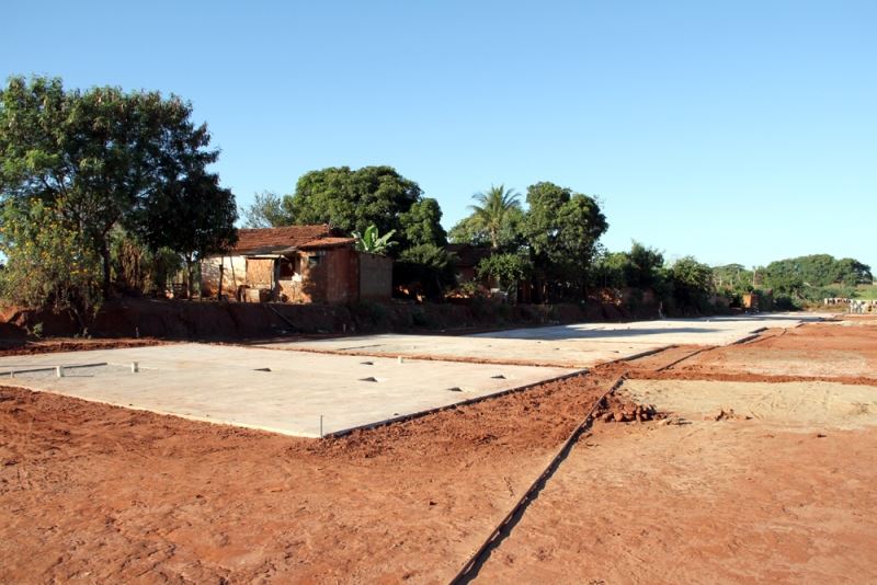 Foto: Fundações tipo radier já estão sendo construídas