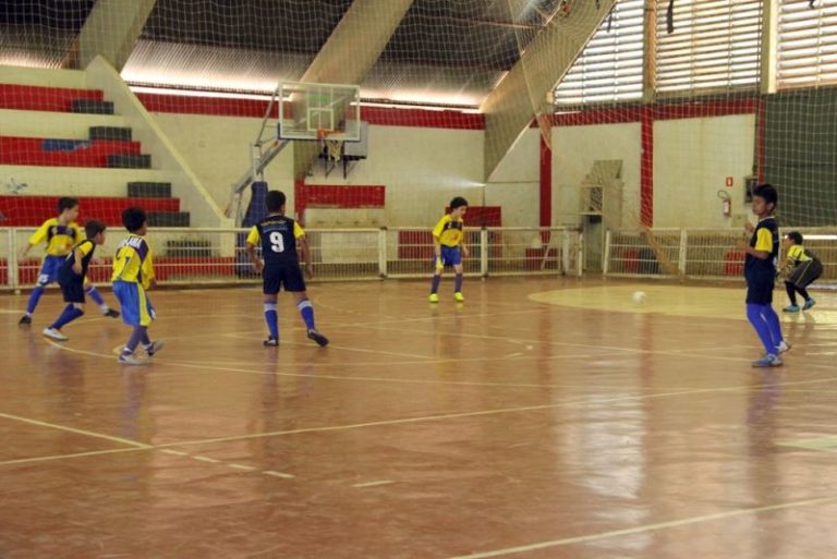 Lance da partida entre Auriflama e Brasilândia, realizado neste último sábado