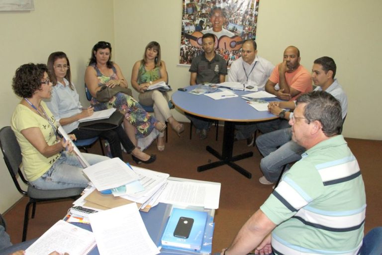 Reunião aconteceu na Secretaria de Turismo