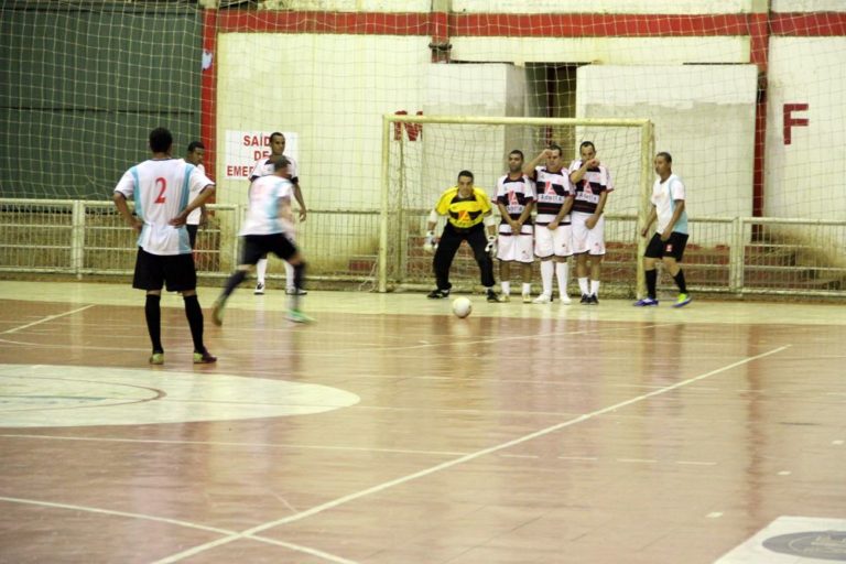 Lance de uma partida realizada na última sexta-feira