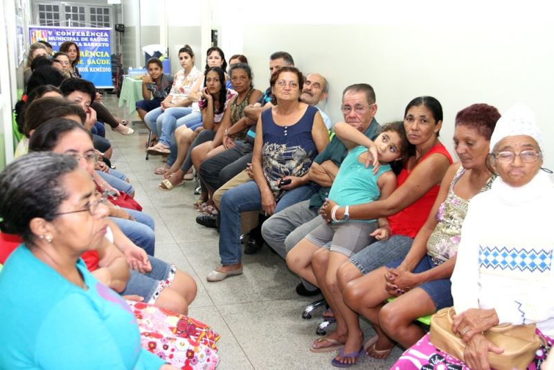 Vista parcial do público presente na primeira pré-conferência da saúde, realizada nesta segunda-feira na U.B.S. “Dr. José Alexandrino Filho”