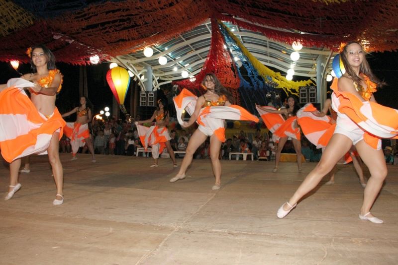 Foto: Apresentação: Carimbó, coreografia que representa a região norte do Brasil - Academia FIU FLUT