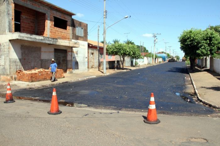 Aproximadamente R$ 600 mil serão investidos para recuperação da malha asfáltica do município.