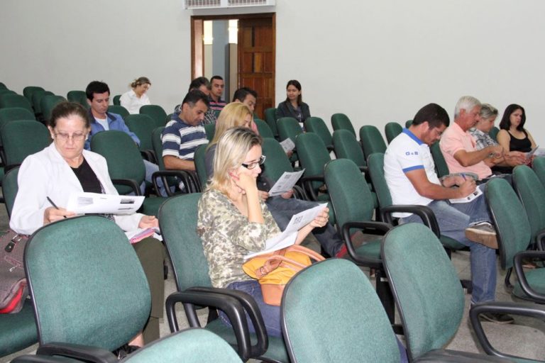 Parte dos comerciantes que participaram da palestra do SEBRAE-SP