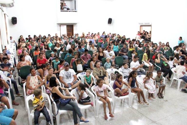 Público presente à III Mostra de Teatro