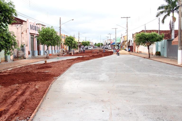Ampliação do Calçadão na Avenida Brasil