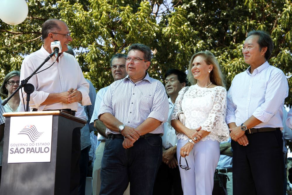 Governador Alckmin, juntamento com o Deputado Carlão Pignatari, a Primeira-Dama de Pereira Barreto,Zezé Enomoto e o Prefeito Arnaldo Enomoto
