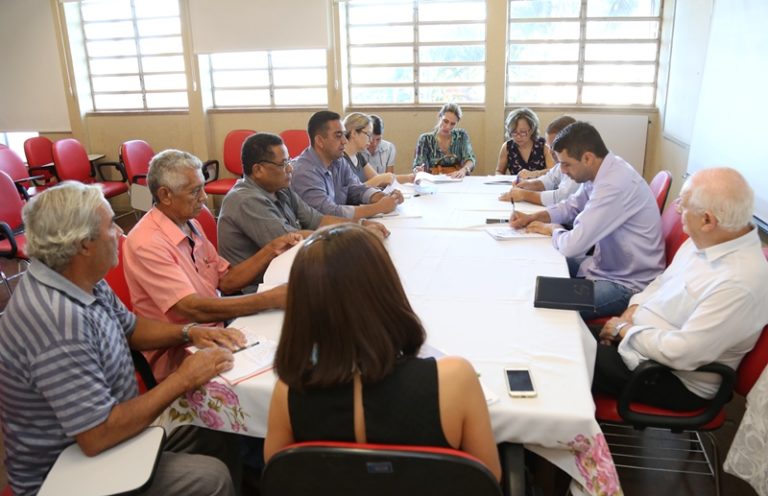 conselho municipal de saude 4faf0