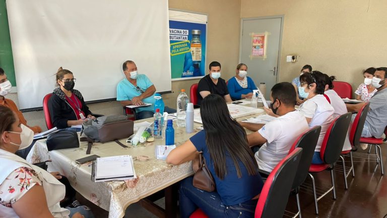 Equipes de saúde se reúnem para traçar novas ações de combate à Dengue