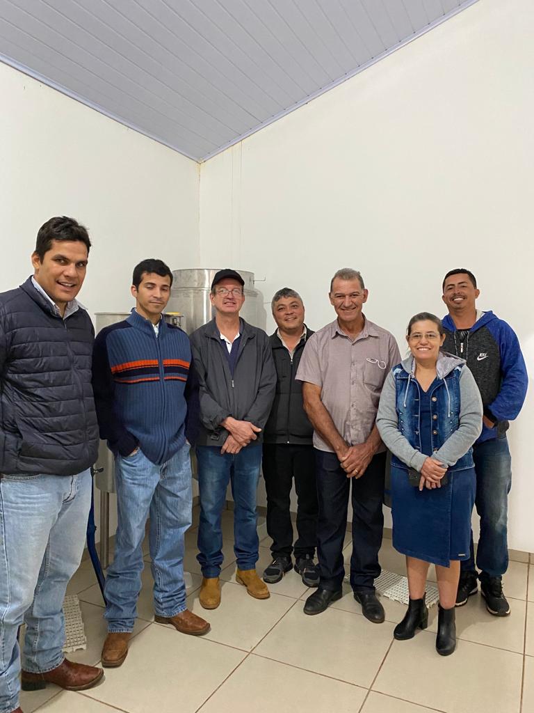 Departamento de Agricultura de Pereira Barreto busca conhecimento para implantação do Serviço de Inspeção Municipal