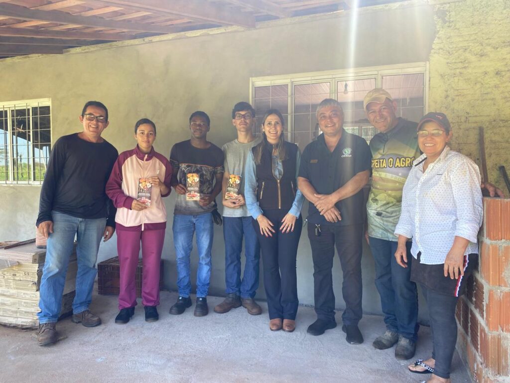 Prefeitura e CIENSP realizam visita técnica a produtor de mel no Assentamento Esmeralda para acompanhamento do Selo SIM