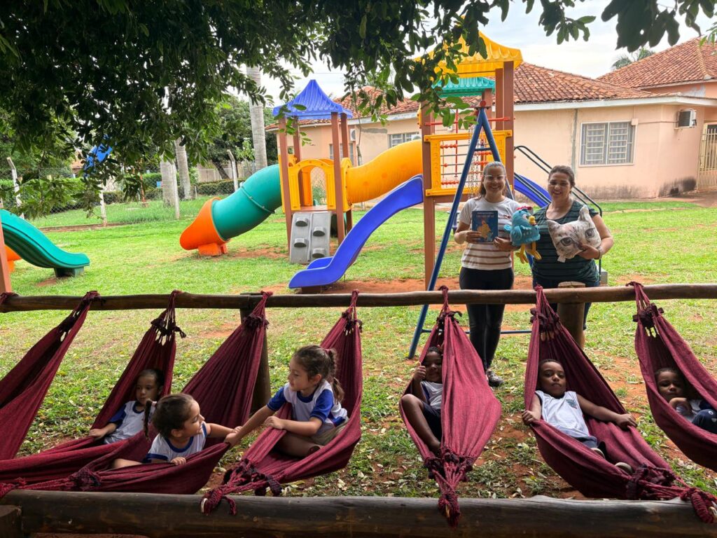CEMEI Prof.ª Edith Barbosa Vasconcellos Incentiva a Leitura e Fortalece Parceria com Famílias Através do Projeto “Família que Lê, Escola que Encanta”